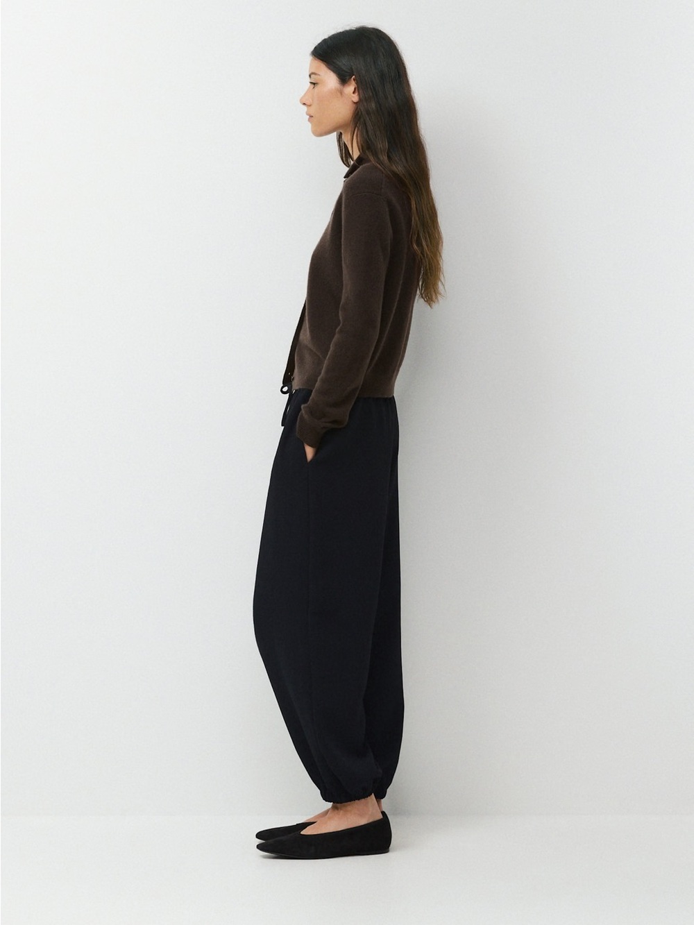 Aritzia bare cashmere saga sweater brown new tags med! Won’t leave up long! - Picture 3 of 8